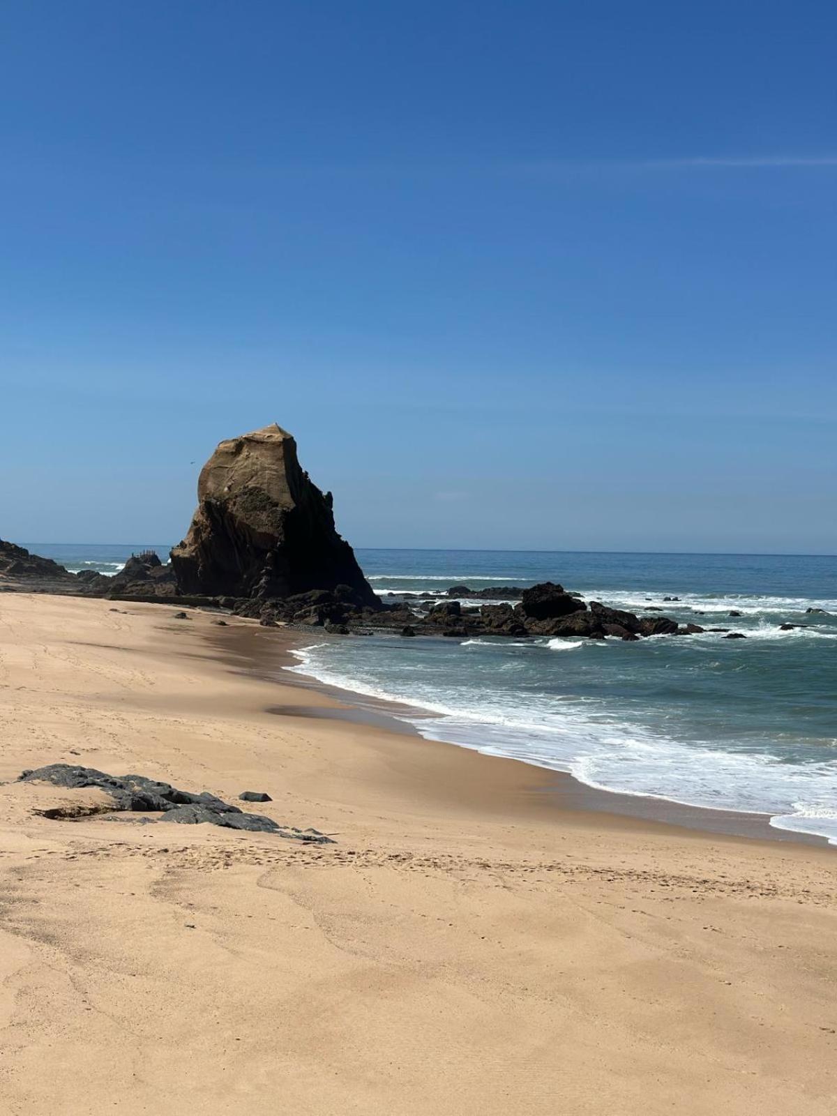 Beach Retreat Torres Vedras Bagian luar foto